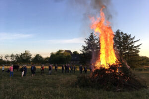 Sankt Hans aften @ Hellig Kors Kloster